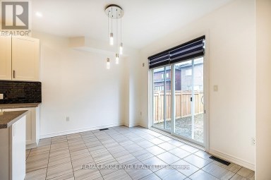10 MOSES CRESCENT Clarington (Bowmanville) Ontario photo 8