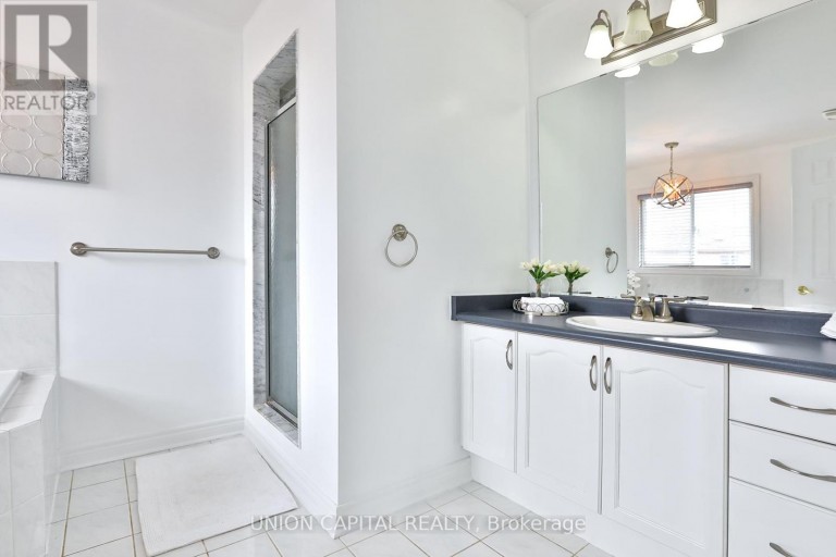 81 TEN OAKS BOULEVARD, Vaughan (Patterson), Ontario, L4K5G3