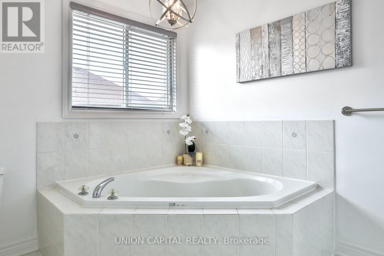 81 TEN OAKS BOULEVARD, Vaughan (Patterson), Ontario, L4K5G3