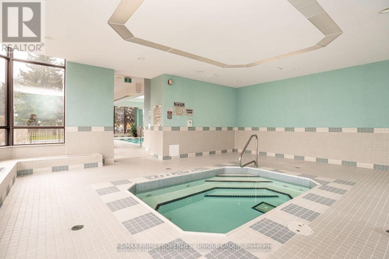 209 - 33 WELDRICK ROAD E, Richmond Hill (Observatory), Ontario, L4C8W4