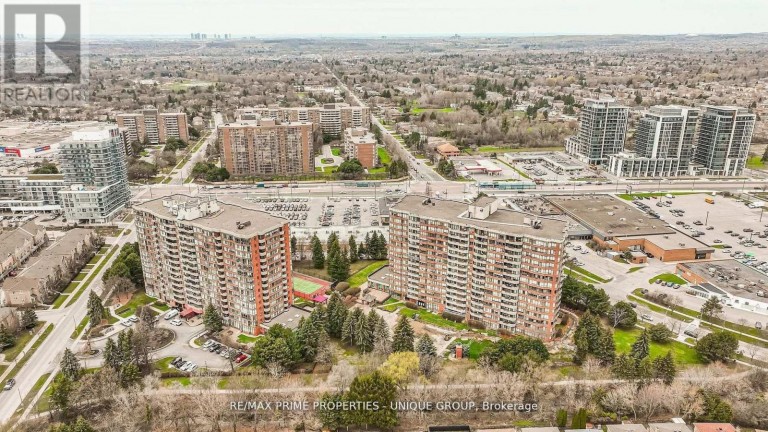 209 - 33 WELDRICK ROAD E, Richmond Hill (Observatory), Ontario, L4C8W4