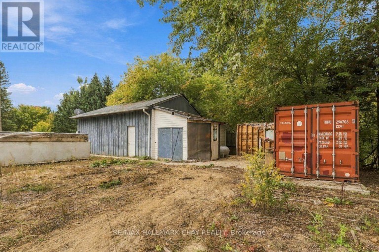 8240 MAIN STREET, Adjala-Tosorontio (Lisle), Ontario, L0M1M0