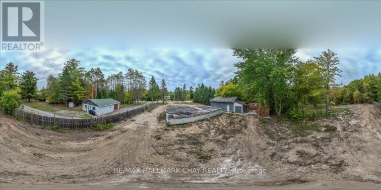 8240 MAIN STREET, Adjala-Tosorontio (Lisle), Ontario, L0M1M0