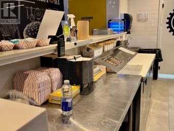 47 LAKESHORE ROAD E Mississauga (Port Credit) Ontario photo 5