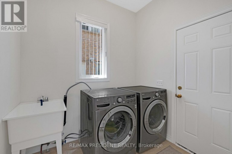 7 WELLPARK WAY, Brampton (Bram East), Ontario, L6P3Z6