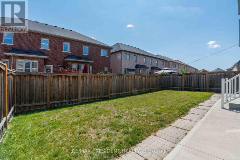 7 WELLPARK WAY, Brampton (Bram East), Ontario, L6P3Z6