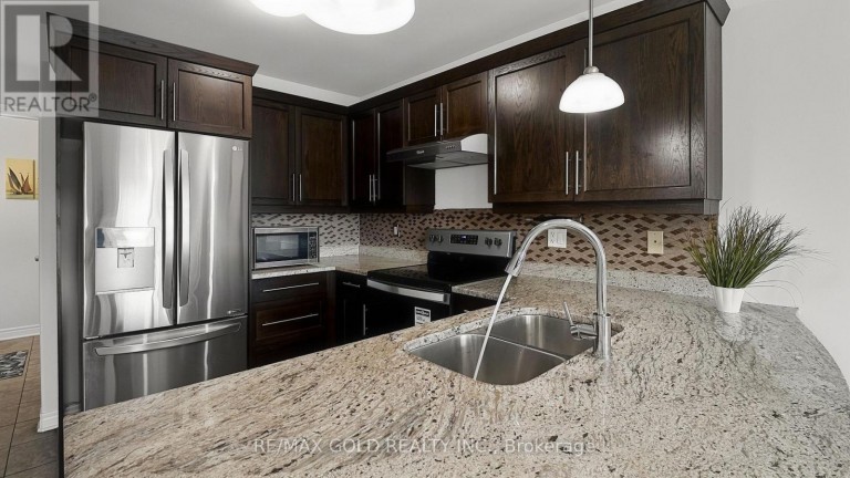 8596 MILOMIR STREET, Niagara Falls (Forestview), Ontario, L2H0B7