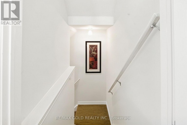 8596 MILOMIR STREET, Niagara Falls (Forestview), Ontario, L2H0B7