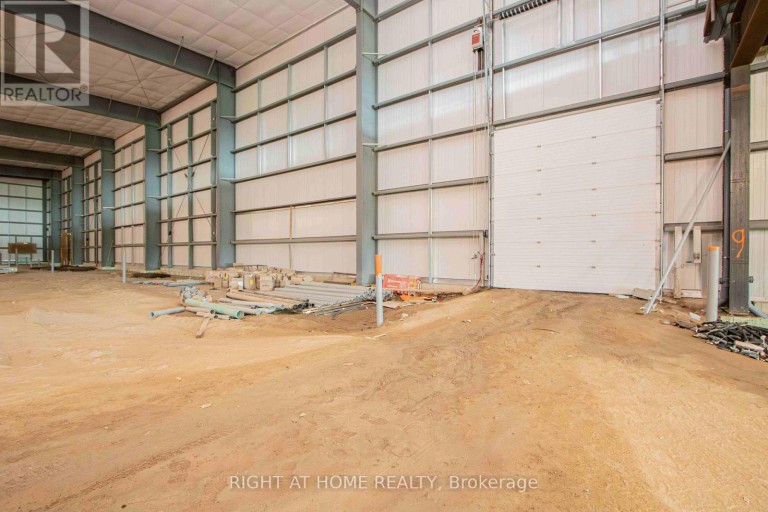 2479 BONDER ROAD, London South (South U), Ontario, N6M0E7