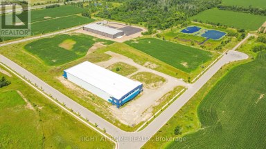 2479 BONDER ROAD London South (South U) Ontario photo 35