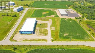 2479 BONDER ROAD London South (South U) Ontario photo 9