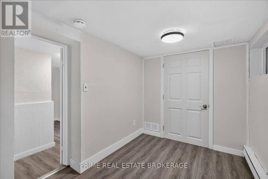 42 BRUCE STREET London South (South F) Ontario photo 22