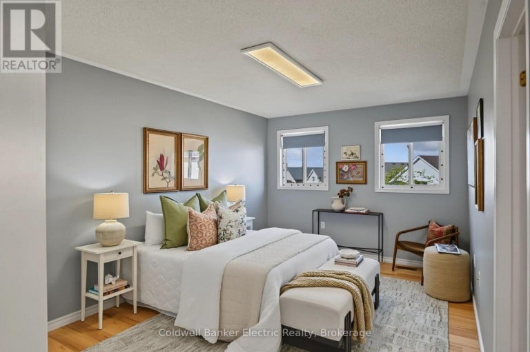 2334 MARSDALE DRIVE, Peterborough (Ashburnham Ward 4), Ontario, K9L0B7