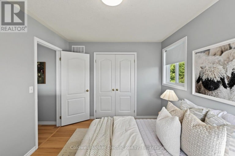 2334 MARSDALE DRIVE, Peterborough (Ashburnham Ward 4), Ontario, K9L0B7