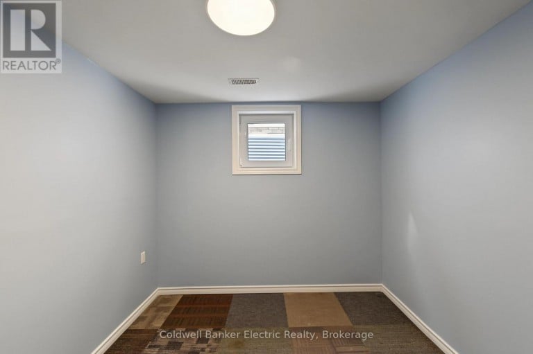 2334 MARSDALE DRIVE, Peterborough (Ashburnham Ward 4), Ontario, K9L0B7