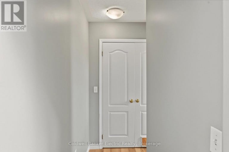 2334 MARSDALE DRIVE, Peterborough (Ashburnham Ward 4), Ontario, K9L0B7