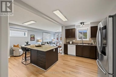 2334 MARSDALE DRIVE Peterborough (Ashburnham Ward 4) Ontario photo 7