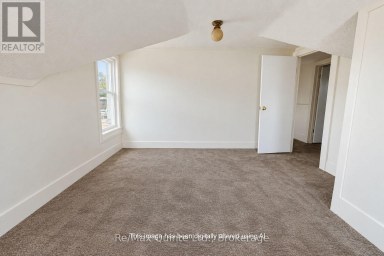 84 MOIRA STREET E Belleville (Belleville Ward) Ontario photo 12