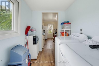 84 MOIRA STREET E Belleville (Belleville Ward) Ontario photo 24