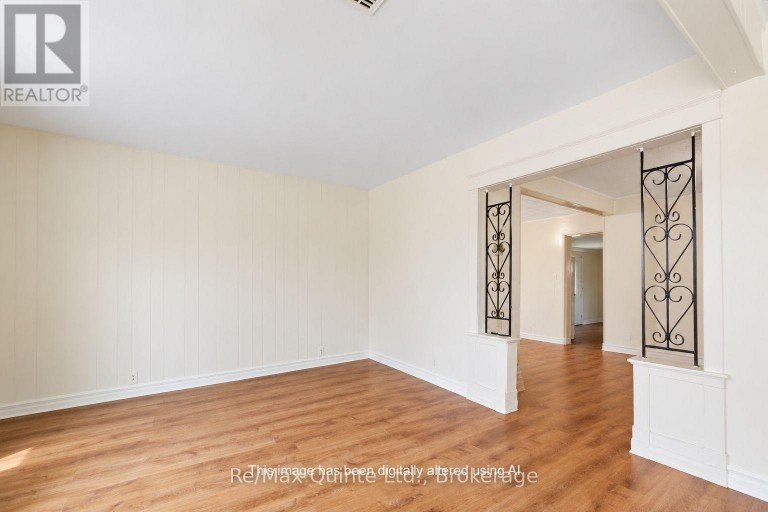 84 MOIRA STREET E, Belleville (Belleville Ward), Ontario, K8P2S4
