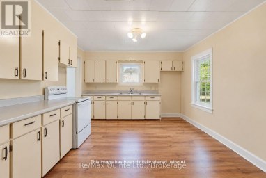 84 MOIRA STREET E Belleville (Belleville Ward) Ontario photo 8