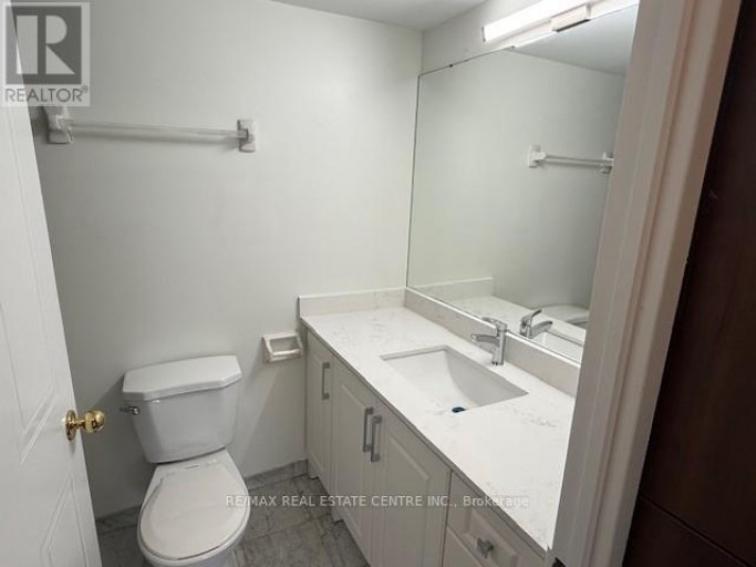 411 - 350 WEBB DRIVE, Mississauga (City Centre), Ontario, L5B3W4