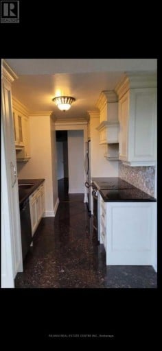 411 - 350 WEBB DRIVE, Mississauga (City Centre), Ontario, L5B3W4
