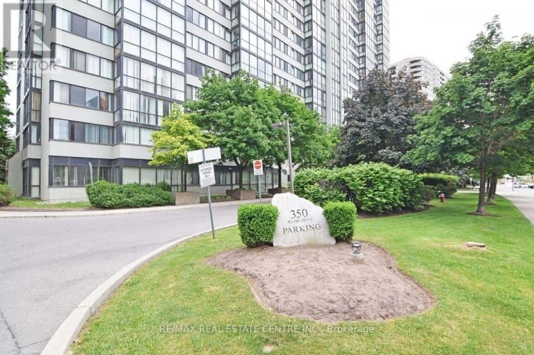 411 - 350 WEBB DRIVE, Mississauga (City Centre), Ontario, L5B3W4