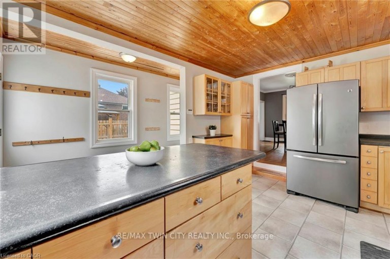123 BLANDFORD STREET, East Zorra-Tavistock (Innerkip), Ontario, N0J1M0