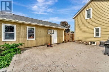 123 BLANDFORD STREET East Zorra-Tavistock (Innerkip) Ontario photo 36