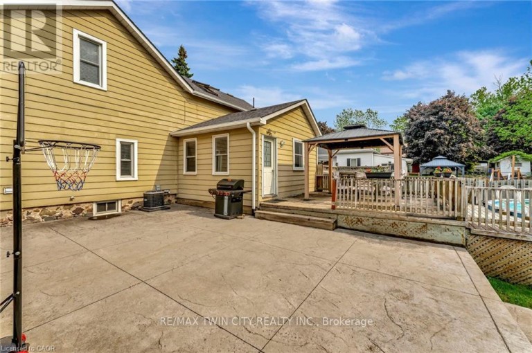 123 BLANDFORD STREET, East Zorra-Tavistock (Innerkip), Ontario, N0J1M0