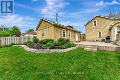 123 BLANDFORD STREET East Zorra-Tavistock (Innerkip) Ontario photo 43