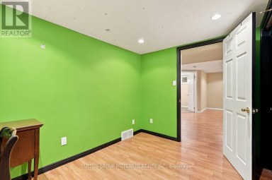 465 GLEN CRESCENT London North (North P) Ontario photo 30