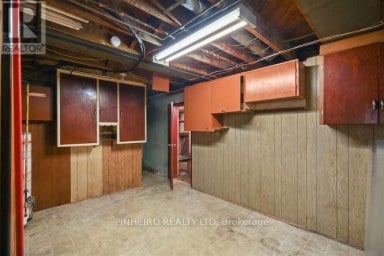 1217 TRAFALGAR STREET London East (East M) Ontario photo 28