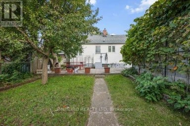 1217 TRAFALGAR STREET London East (East M) Ontario photo 36