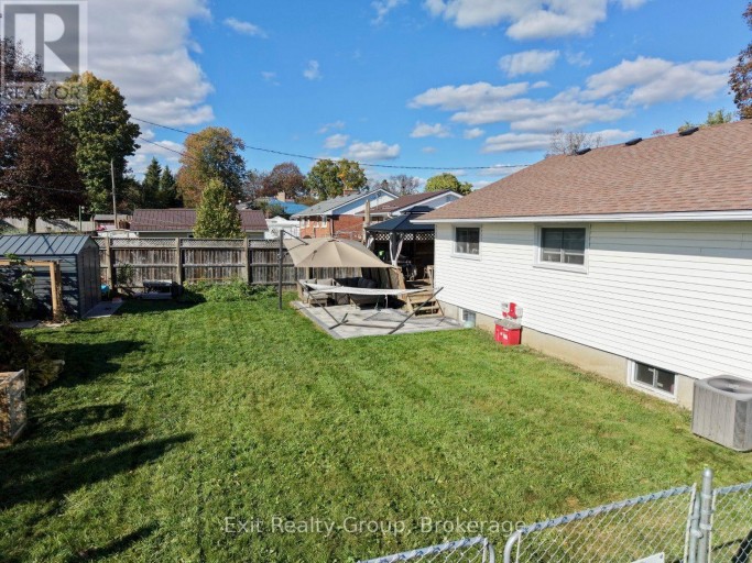 42 THIRD AVENUE, Quinte West (Trenton Ward), Ontario, K8V5N2