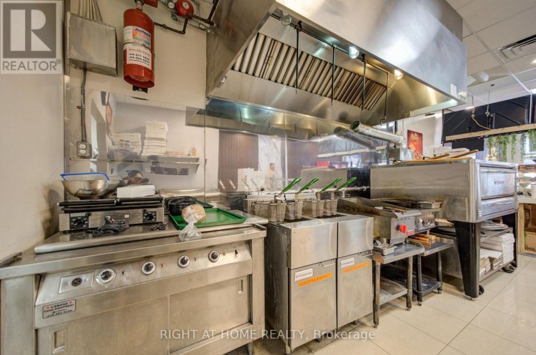 12B - 1470 CENTRE STREET, Vaughan (Beverley Glen), Ontario, L4J3N1
