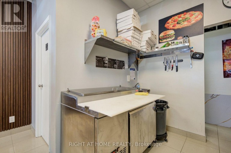 12B - 1470 CENTRE STREET, Vaughan (Beverley Glen), Ontario, L4J3N1