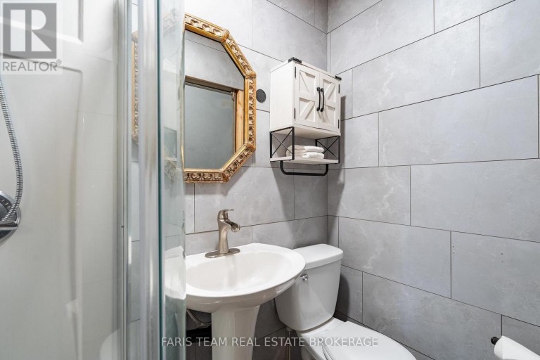 10 EPLETT STREET, Severn (Coldwater), Ontario, L0K1E0