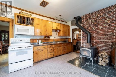 10 EPLETT STREET Severn (Coldwater) Ontario photo 4