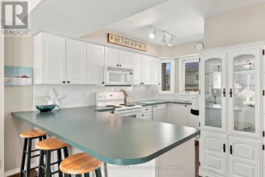 9 VALLEYMEDE COURT Collingwood Ontario photo 7