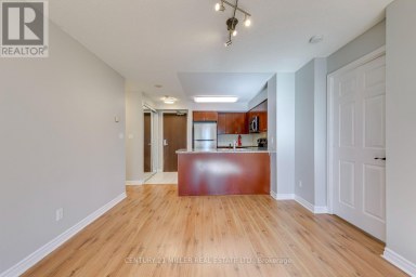 2010 - 335 RATHBURN ROAD W Mississauga (Creditview) Ontario photo 13