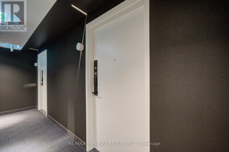 3811 - 3883 QUARTZ ROAD, Mississauga (City Centre), Ontario, L5B0M4