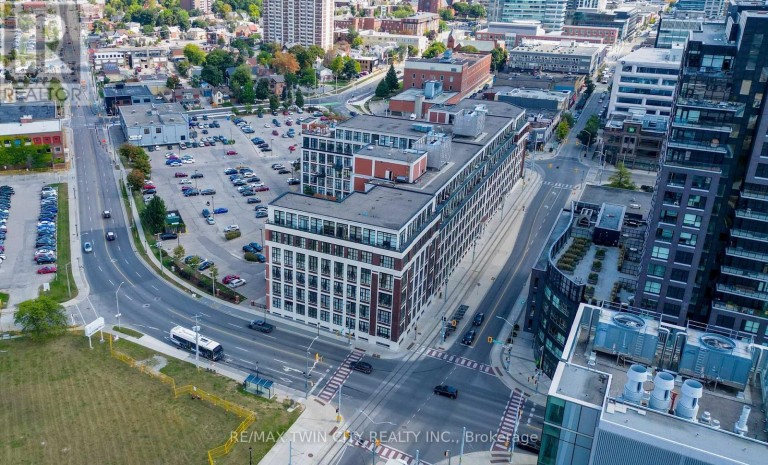 405 - 404 KING STREET W, Kitchener, Ontario, N2G2L5