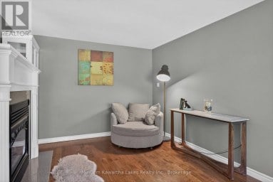 1947 PARKWOOD CIRCLE Peterborough (Monaghan Ward 2) Ontario photo 18