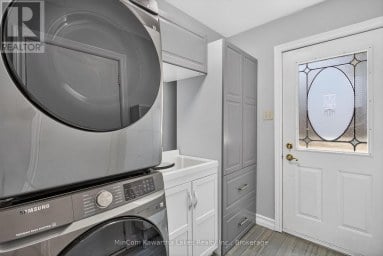 1947 PARKWOOD CIRCLE Peterborough (Monaghan Ward 2) Ontario photo 6