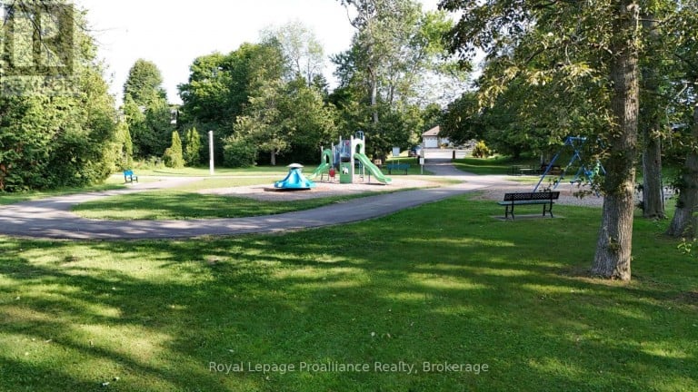 31 HURON DRIVE, Brighton, Ontario, K0K1H0