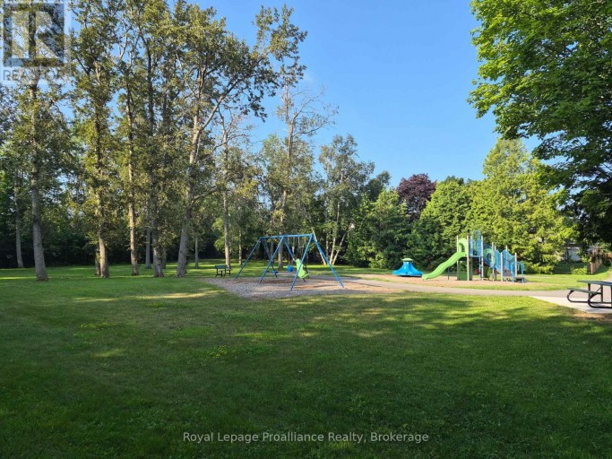 31 HURON DRIVE, Brighton, Ontario, K0K1H0