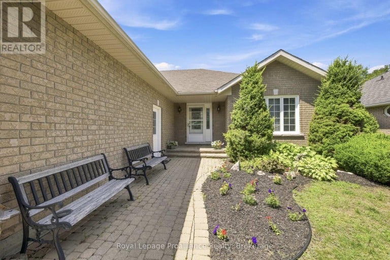31 HURON DRIVE, Brighton, Ontario, K0K1H0