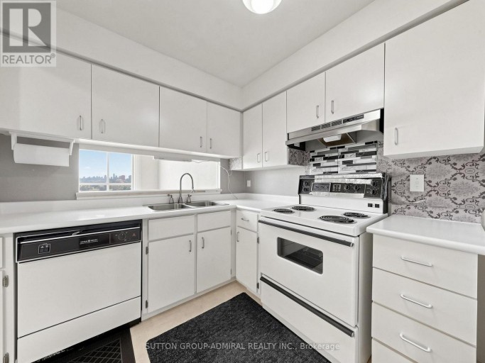 1108 - 2470 EGLINTON AVENUE, Toronto (Beechborough-Greenbrook), Ontario, M6M5E7